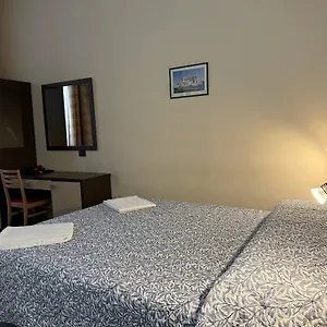 Clarian Nocleg ze śniadaniem Rzym