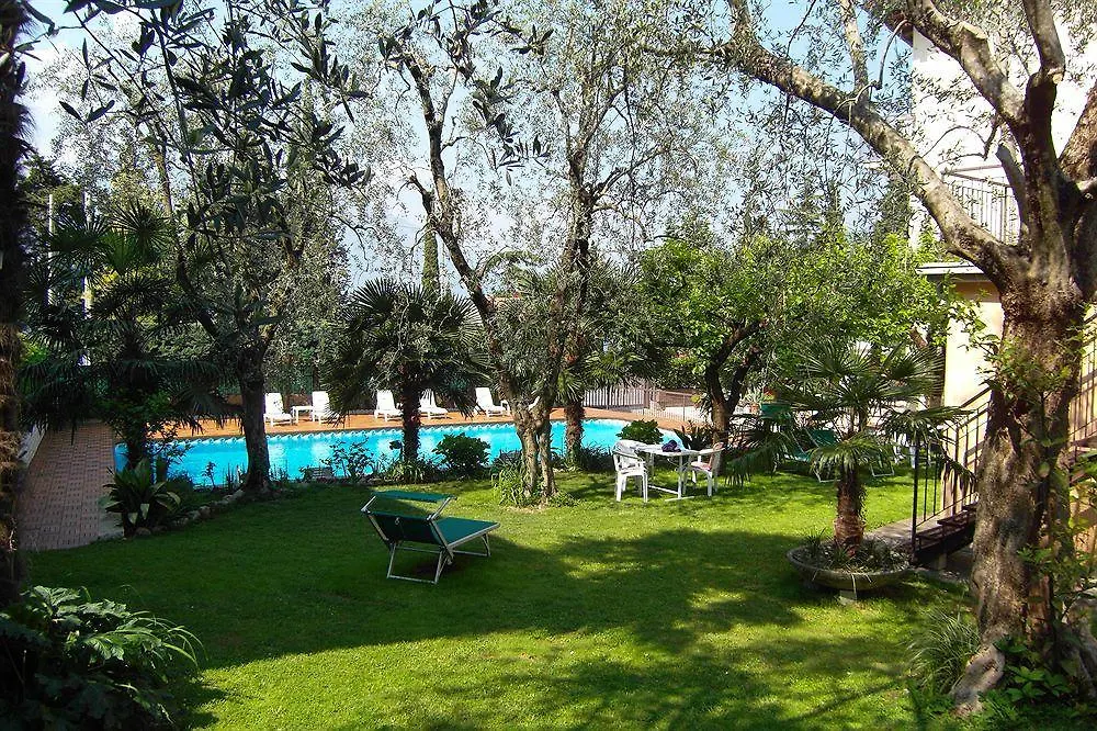 Hotel Casa Serena Malcesine 2*,  Italien