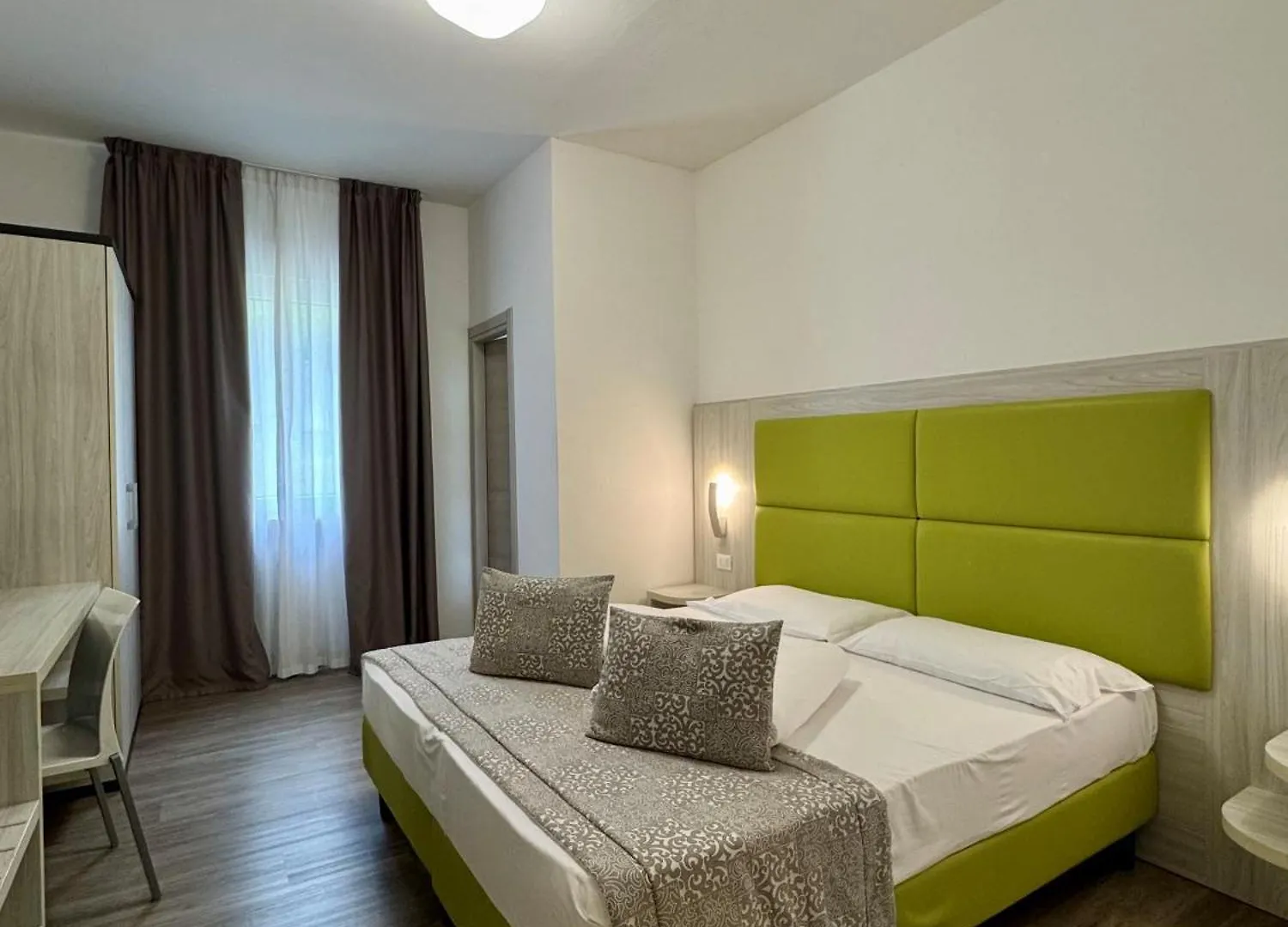 Hotel Casa Serena Malcesine 2*,